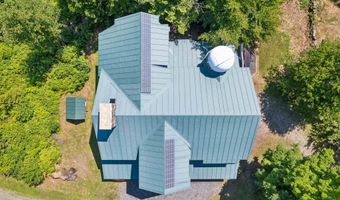 817 Gulf Rd, Barnard, VT 05031