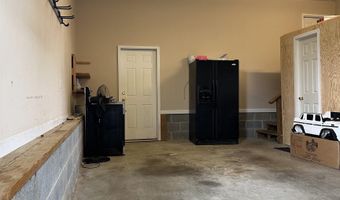 225 Shaw St, Albertville, AL 35950