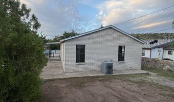 718 Fahey St, Bayard, NM 88023