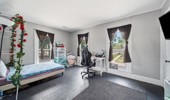 225 Seeley St, Adrian, MI 49221