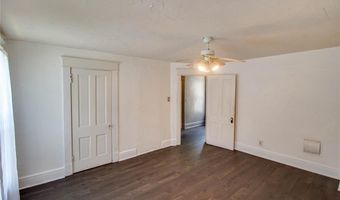 2425 Sanford Ave, Alton, IL 62002