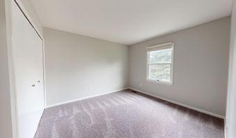 2425 Foxway Dr, Ann Arbor, MI 48105