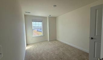 66 Bloodroot St, Angier, NC 27501