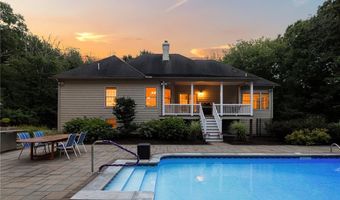 2393 Scituate Ave, Cranston, RI 02831