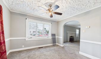 2005 Fairview St, Anderson, IN 46016