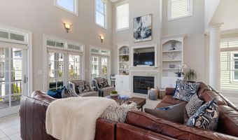 223 Sound Side Dr, Atlantic Beach, NC 28512