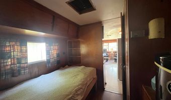 208 Lakeview Dr, Almond, NC 28702