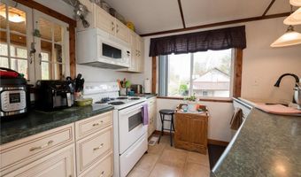 S2232 State Road 35, Alma, WI 54610