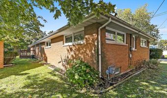 1115 W FRANKLIN St, Appleton, WI 54914