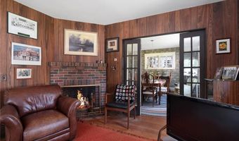 71 Philmont Ave, Cranston, RI 02910