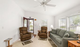 504 WEAVER Dr 504, Dover, DE 19901