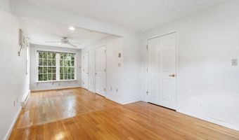 129 Plymouth Rd, Bellingham, MA 02019