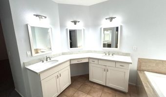 2563 N TAMARISK St, Chandler, AZ 85224