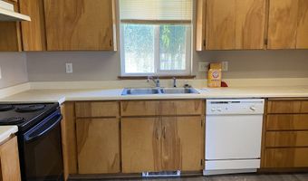 722 PIONEER Rd A, Brookings, OR 97415