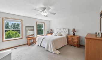 6597 Linwood Dr NE, Albertville, MN 55301