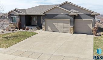 713 N Garnet Cir, Brandon, SD 57005