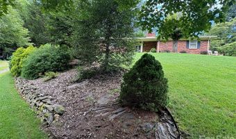 11 Thornberry Dr, Alexander, NC 28701