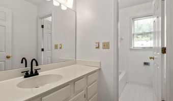 310 Somerlane Pl, Avondale Estates, GA 30002