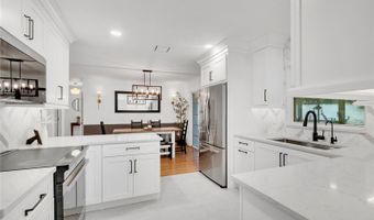 714 LAKE Dr, Altamonte Springs, FL 32701