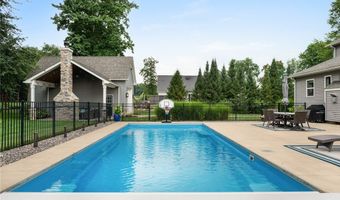 49820 Greystone Dr, Amherst, OH 44001