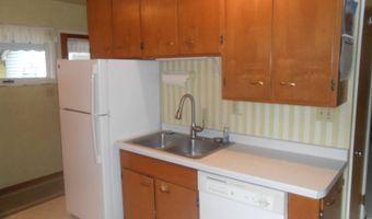 311 W Sycamore St, Abbotsford, WI 54405