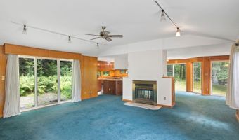 84 Brook St, Chesterfield, NH 03466