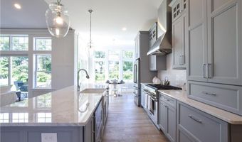 02 Crosswinds Dr, Charlestown, RI 02813