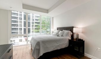 1781 N PIERCE St #303, Arlington, VA 22209