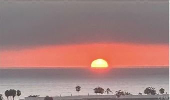 6757 Heath Ct, Carlsbad, CA 92011