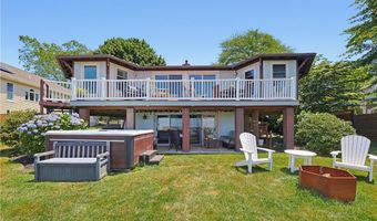 213 Seaside Dr, Jamestown, RI 02835