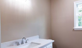 1530 FAIRWAY Dr, Bainbridge, GA 39819