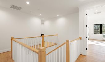 5804 RIDGEFIELD Rd, Bethesda, MD 20816