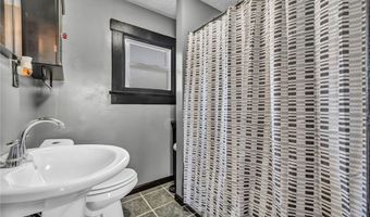 1144 Lexington Ave, Akron, OH 44310