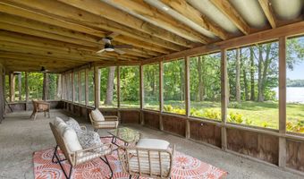 152 32nd St, Allegan, MI 49010