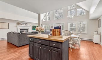 186 Brier Crest Rd, Blakeslee, PA 18610