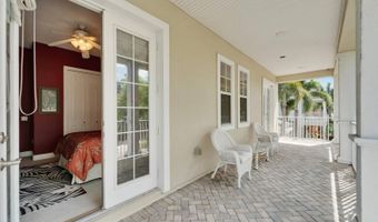 517 Mirabay Blvd, Apollo Beach, FL 33572