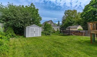 211 Oak St, Bath, ME 04530