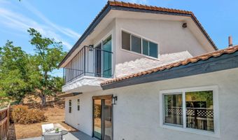 2127 Rancho Verde Dr, Escondido, CA 92025