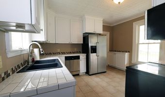 60 West St, Bangor, ME 04401