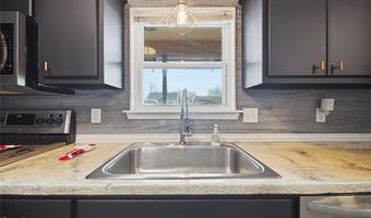 1643 S Oak Ave, Bartlesville, OK 74003