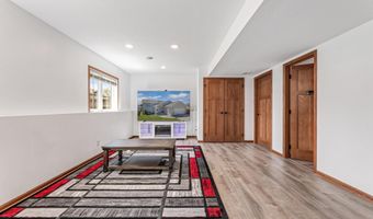 809 24th Ave NW, Austin, MN 55912
