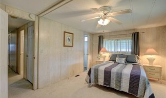 1161 Barefoot Cir, Barefoot Bay, FL 32976