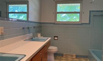 5108 Humbert Rd, Alton, IL 62002