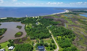 5138 Pointset Ave, Bay St. Louis, MS 39520