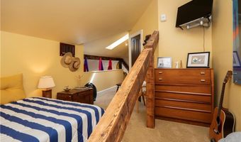 11 Willow St 5, Newport, RI 02840