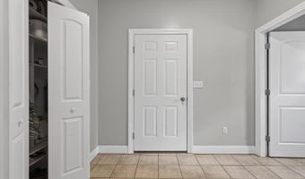 43 Skyline Rd, Bangor, ME 04401