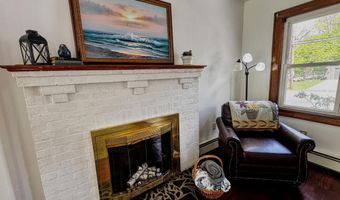 935 Gage St, Bennington, VT 05201