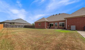 164 Crystal Lake Rd, Austin, AR 72007
