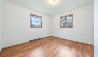 1500 E LINDBERGH St, Appleton, WI 54911