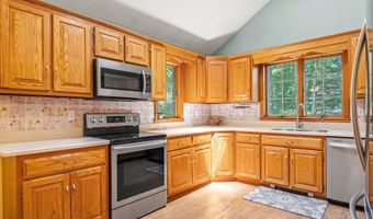 57 Northrup Dr, Brentwood, NH 03833